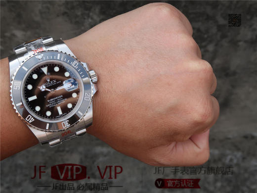 NAIL劳力士水鬼。男士腕表，精钢表带，自动机械机芯，密底。十大特色：1陶瓷圈：绿色陶瓷圈达到正品99% 的翠绿，黑水鬼达到100%无色差。 商品图11