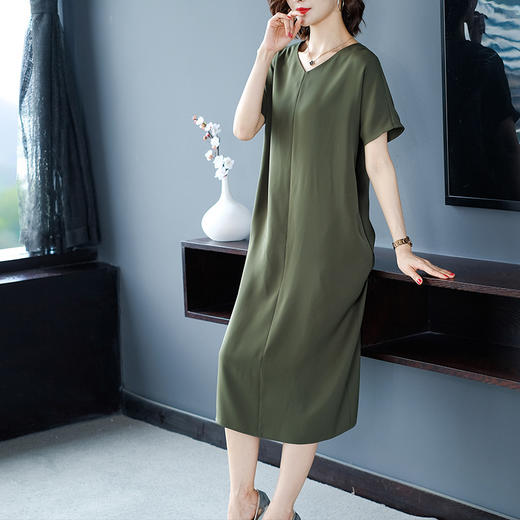 ZYY-C122新款时尚宽松直筒收腰军绿色长款套头连衣裙TZW 商品图3