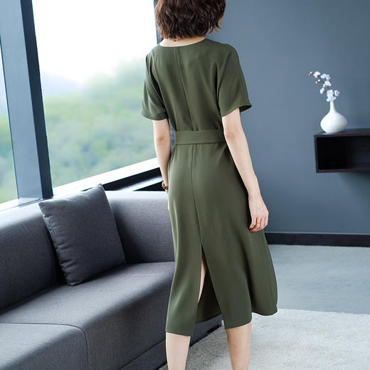 ZYY-C122新款时尚宽松直筒收腰军绿色长款套头连衣裙TZW 商品图4