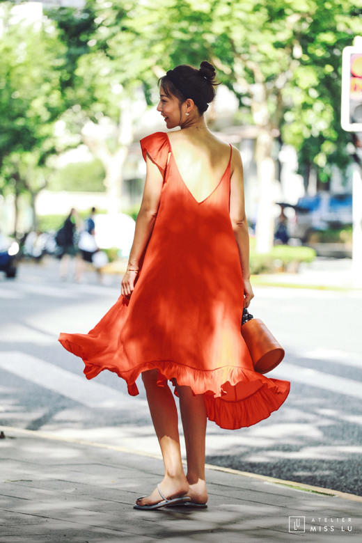 AtelierMissLu / Alicia-探戈红褶皱装饰吊带裙 商品图1