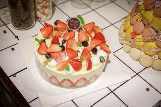Cake | 法式香草草莓蛋糕（24小时之后发货，急单联系客服）生日蛋糕 商品图0