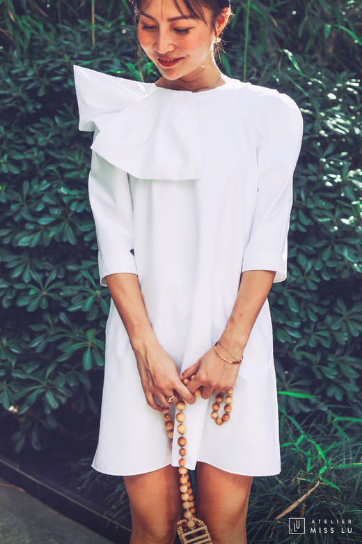 AtelierMissLu / Liza-白色褶皱装饰连身裙 商品图8