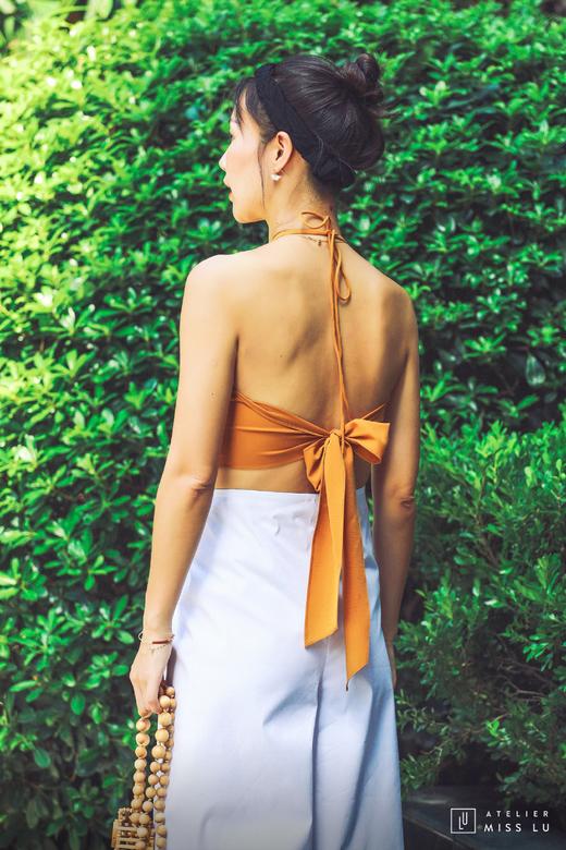 AtelierMissLu / Nisha-蜜杏黄挂脖露背飘带上衣 商品图2
