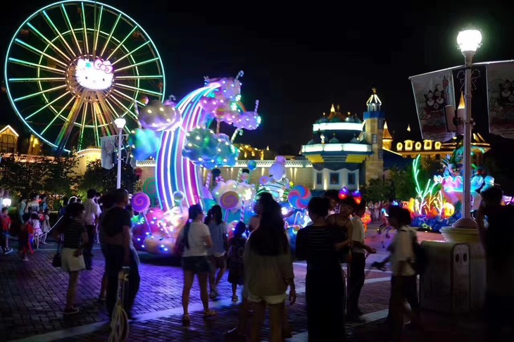 重磅福利浪漫七夕节￥199抢购杭州hellokitty乐园双人夜场票还你一个