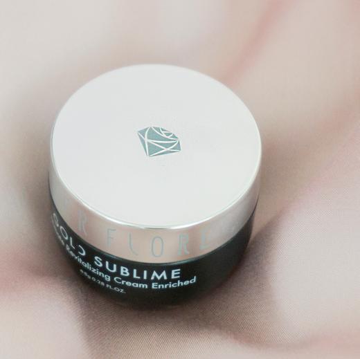 让皮肤透亮润泽的珍珠紧致养肤霜 8g 商品图8