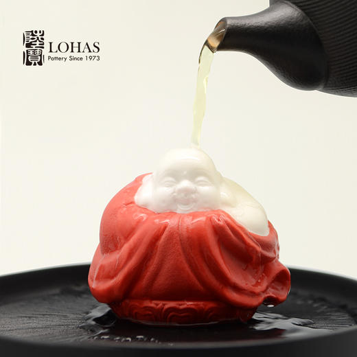 【LOHAS陆宝 招财茶宠】陆宝茶宠富贵红弥勒佛摆件茶玩 茶席用品 粗陶茶宠 羊 弥勒佛茶礼陶瓷茶具送礼自用【台湾陆宝】 商品图1