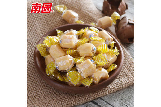 南国食品 海南特产 金椰软质糖150g浓香喜糖糖果休闲零食小吃 椰子味 商品图1