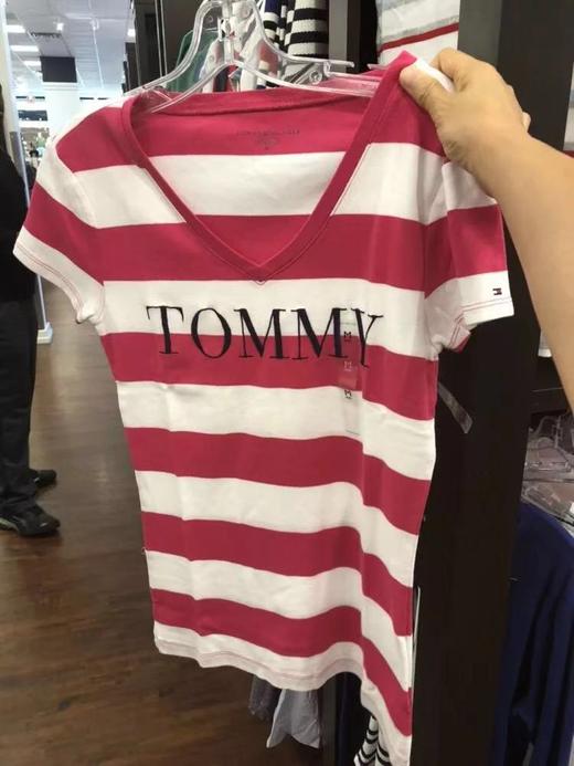 国内现货   Tommy Hilfiger/汤米女款短袖 V领休闲气质t恤 商品图1