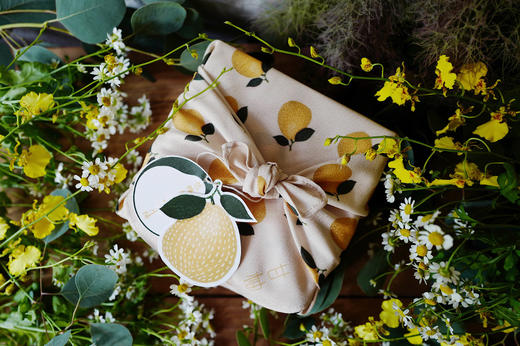 甘柚中秋限定 奶黄流心月饼 第四批售罄 最后一批9月9日截单 9月11日起按顺序发货 顺丰包邮单独发货 有特殊要求请备注 甘柚