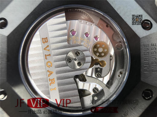 宝格丽 OCTO系列102737腕表，表径41X10mm，100%进口316L精钢表壳使用cnc数控机床精雕细琢，搪瓷表盘经过十几道工序制作而成 商品图10