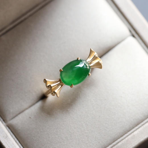 冰种阳绿翡翠糖果戒指设计师款18k黄金镶嵌 商品图0