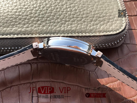 宝格丽创意珠宝系列102571 LU40C6SSPGLD。40mm中性腕表，男士女士兼顾。 商品图5