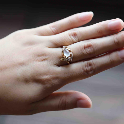 玻璃种翡翠水滴戒指设计师款羽毛18k黄金钻石镶嵌 商品图10