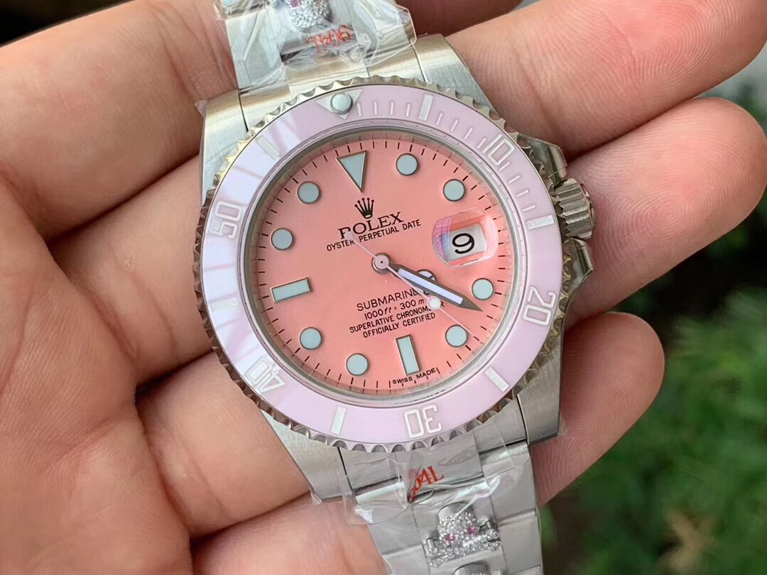 情人节新品出炉gmf新品劳力士潜航者型粉水鬼陶瓷圈口粉粉的表盘害羞