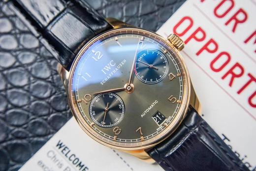 ZF万国v5版新葡7。型号:IW500701，系列：葡萄牙定制52010自动机械,42.3毫米直径,男士手表，振频：28800每小时振荡次数 商品图5