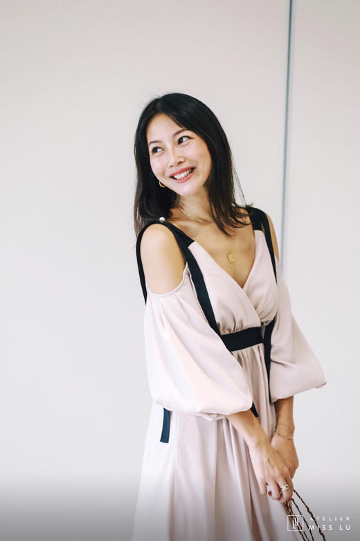 AtelierMissLu / Cintia-香槟粉飘带装饰连身裙 商品图1