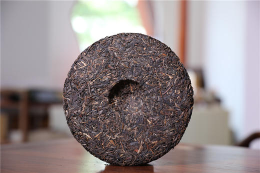 澜沧古茶2014年抱诚大饼生茶易武乔木老树 商品图3