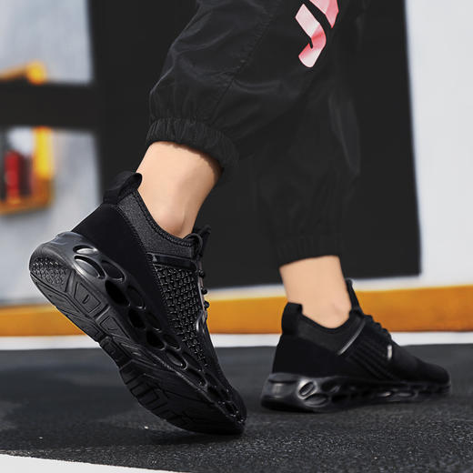 大码橡塑镂空运动鞋包跑步鞋旅游男鞋 商品图2