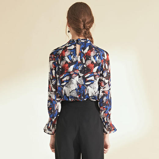 EITIE爱特爱女装秋季新款通勤百搭时尚印花衬衫女设计感小众6013701 商品图3