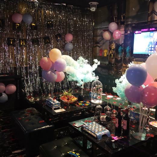 doremi生日包厢布置预订 - 哆唻咪量贩ktv