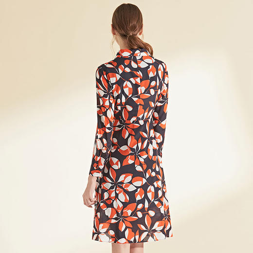 EITIE爱特爱女装初秋季新款长袖系带收腰显瘦时尚印花连衣裙6007705 商品图3