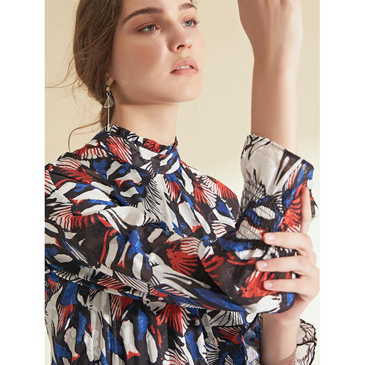 EITIE爱特爱女装秋季新款通勤百搭时尚印花衬衫女设计感小众6013701 商品图2