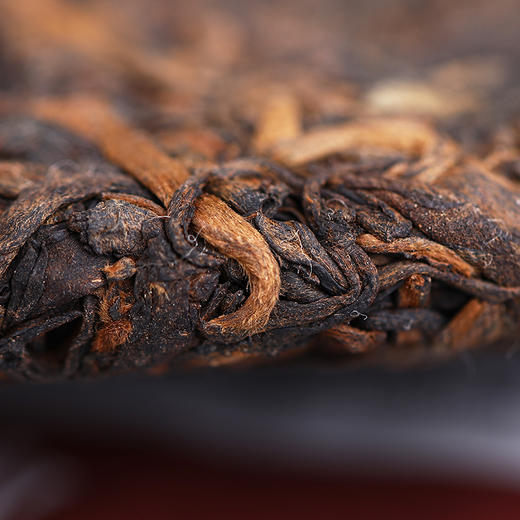 普洱熟茶 老同志 2018年醇香茶饼 357g 商品图2