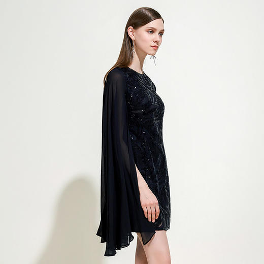 EITIE爱特爱女夏季重工钉珠亮片飘逸披肩礼服连衣裙5977616 商品图3