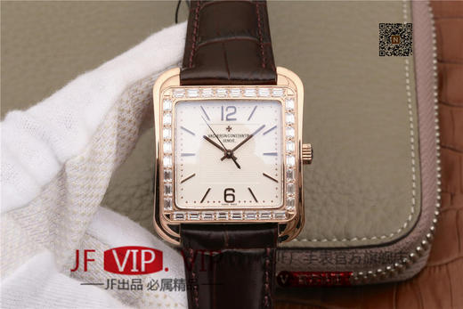 GS江诗丹顿历史名作系列86300款 光泽亮丽的方形外壳，内衬简洁的麦穗面盘，搭配意大利小牛皮表，最大限度还原正品的艺术感官。 商品图0