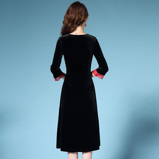 DYSL-Q5176新款气质拼色V领钉珠中长款大码连衣裙TZW 商品图3