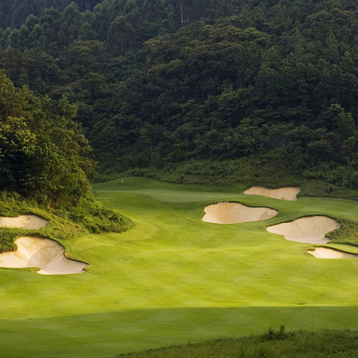 格诺曼球场-东莞观澜湖高尔夫度假村 Greg Norman Course Dongguan Mission Hills Golf Resort | 东莞高尔夫球场 | 广东高尔夫球场 | 中国 商品图0