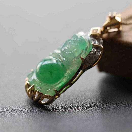 冰种阳绿俏色厚庄翡翠站佛18k黄金钻石镶嵌 商品图4