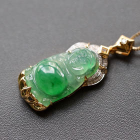 冰种阳绿俏色厚庄翡翠站佛18k黄金钻石镶嵌