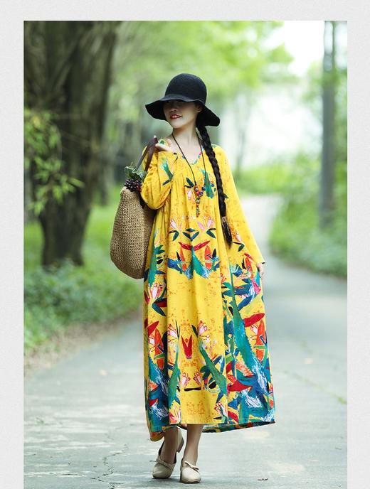 裁缝学苑AW67民族风大摆V领长裙1:1实物服装纸样剪裁图纸牛皮纸样 商品图3