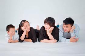 完美读诗《在你出发的时候》