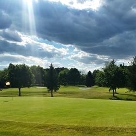 亨斯国家高尔夫乡村俱乐部 Hencse National Golf & Country Club | 匈牙利高尔夫球场俱乐部 | 欧洲高尔夫 | Hungary