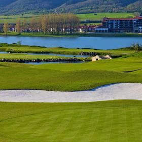 普拉韦茨高尔夫俱乐部 Pravets Golf Club | 保加利亚高尔夫球场 俱乐部 | 欧洲高尔夫 | 欧洲高尔夫 | Bulgaria Golf