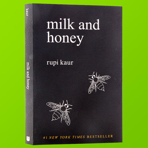 牛奶与蜂蜜 英文原版 Milk and Honey 自传体诗集 丁丁张推荐 英文版进口心灵治愈书籍 作者手绘插图 露比考尔 纽约时报畅销书 商品图0