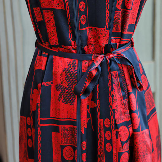 XY-C-112新款夏短袖修身高端真丝连衣裙 商品图3