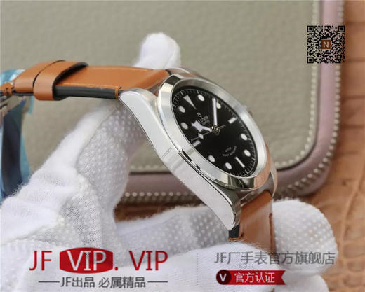LF帝舵碧湾M79540系列41表经腕表，2018年度官网最新款式。如果您觉得劳力士辨识度太高、浪琴又烂大街，那么不妨考虑下它。正装休闲两不误、低调而不平庸 商品图5