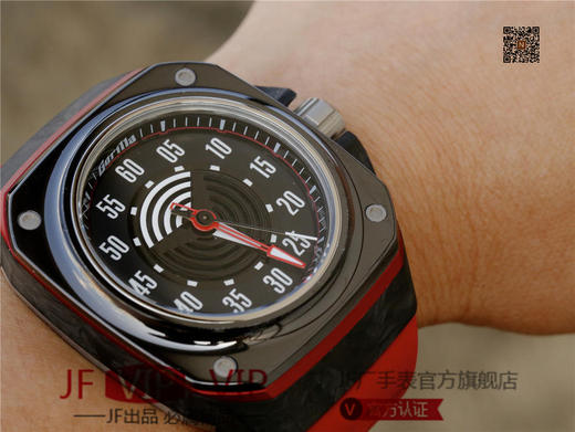 Gorilla大猩猩腕表，是由爱彼设计总监奥克塔维奥.加西亚研发团队打造的。灵感来自于经典美式汽车的仪表盘设计 商品图8