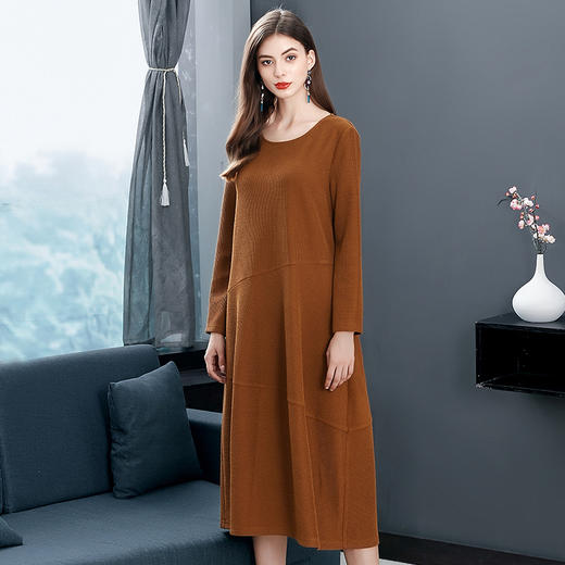 高端气质宽松腰长袖圆领a字裙连衣裙(货号 ne19767)