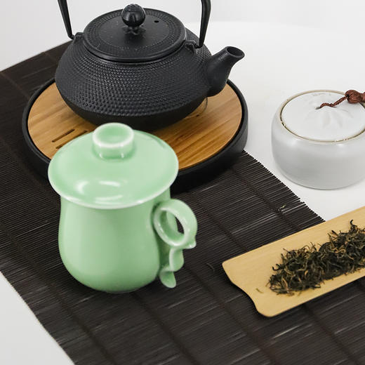 云中居 • 龙泉青瓷办公杯 商品图1