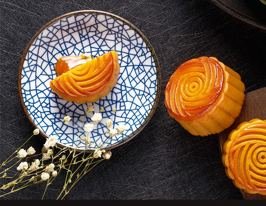 网红沁园流心蛋黄月饼礼盒装