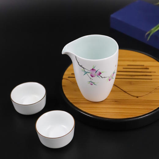 羊脂白手绘粉彩公道杯 商品图2