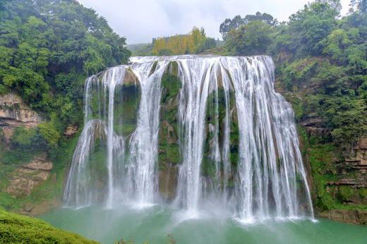 【五一华为专团】贵州黄果树大瀑布+西江千户苗寨+荔波小七孔5日五星品质游 商品图1