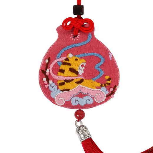 生肖御守刺绣diy材料包 平安符送男友、闺蜜、家人礼物 商品图2