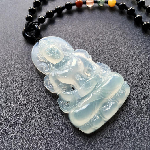 冰种手工精雕翡翠度母 商品图7