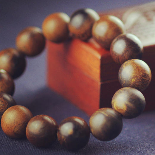 《博物馆》红土奇肉35g手串20021641 商品图0