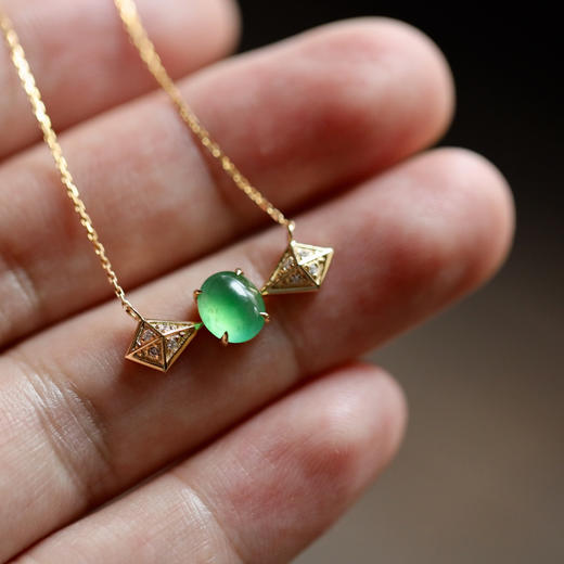高冰种阳绿翡翠蛋面锁骨链18k黄金钻石镶嵌 商品图6